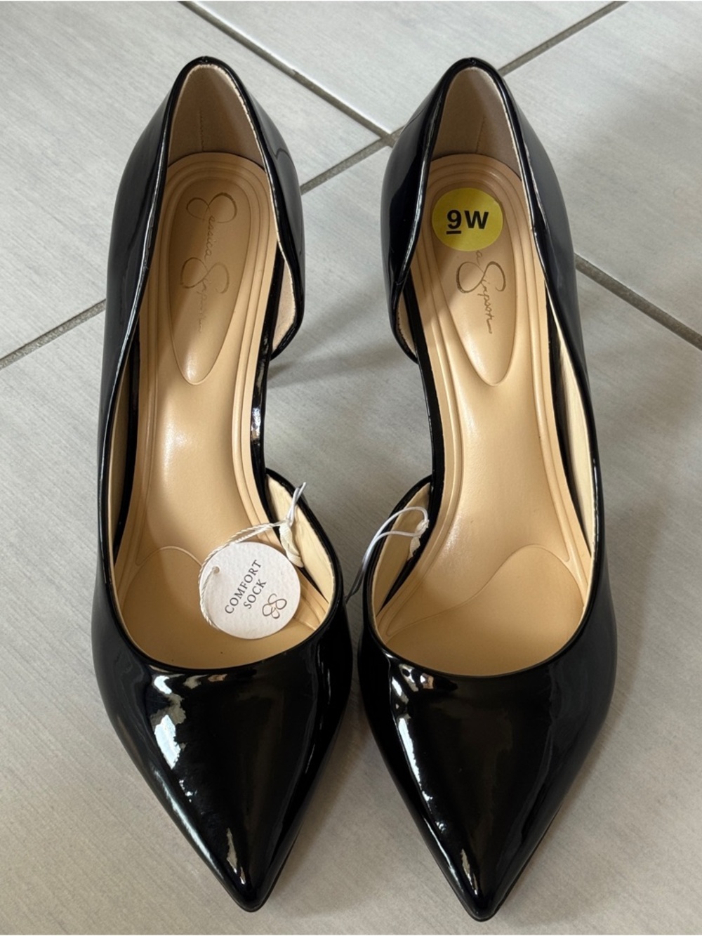 Jessica Simpson Black Patent Pointed-Toe Pumps